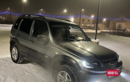 Chevrolet Niva I рестайлинг, 2011 год, 570 000 рублей, 2 фотография