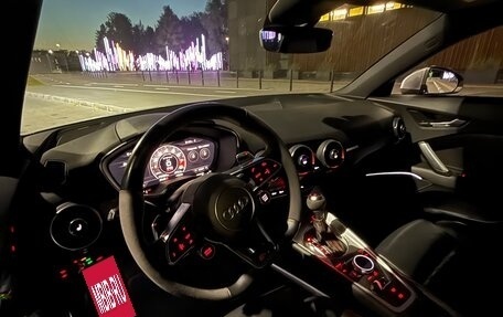 Audi TT RS, 2018 год, 7 100 000 рублей, 10 фотография