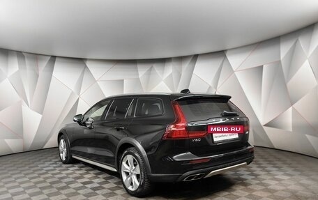 Volvo V60 Cross Country II, 2019 год, 2 597 000 рублей, 4 фотография