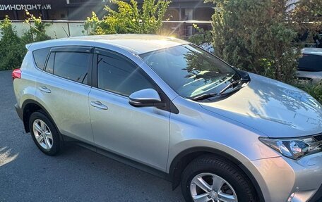 Toyota RAV4, 2013 год, 1 780 000 рублей, 2 фотография