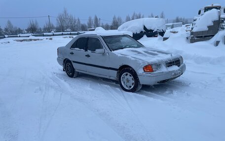 Mercedes-Benz C-Класс, 1995 год, 170 000 рублей, 3 фотография