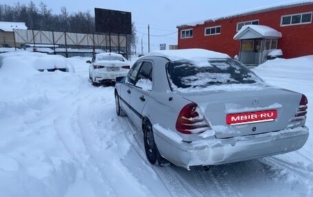Mercedes-Benz C-Класс, 1995 год, 170 000 рублей, 2 фотография