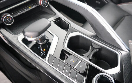 Geely Tugella FY11, 2024 год, 3 989 000 рублей, 15 фотография