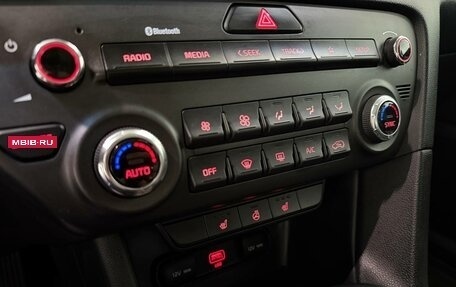 KIA Sportage IV рестайлинг, 2021 год, 2 420 000 рублей, 14 фотография