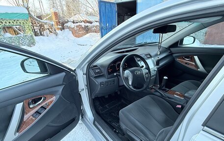 Toyota Camry, 2009 год, 1 200 000 рублей, 5 фотография