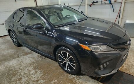 Toyota Camry, 2019 год, 2 050 000 рублей, 3 фотография