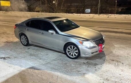 Lexus LS IV, 2007 год, 800 000 рублей, 2 фотография