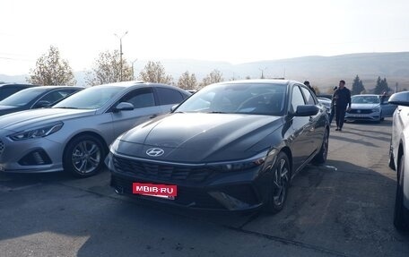 Hyundai Elantra, 2024 год, 2 190 000 рублей, 3 фотография