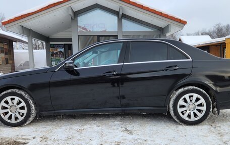 Mercedes-Benz E-Класс, 2013 год, 1 995 000 рублей, 5 фотография