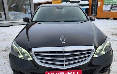 Mercedes-Benz E-Класс, 2013 год, 1 995 000 рублей, 2 фотография