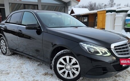 Mercedes-Benz E-Класс, 2013 год, 1 995 000 рублей, 3 фотография