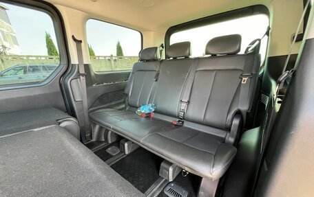 Hyundai Staria, 2021 год, 4 500 000 рублей, 13 фотография