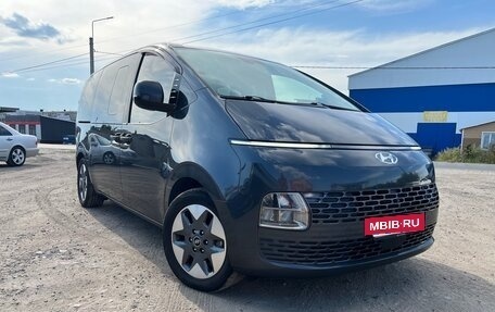 Hyundai Staria, 2021 год, 4 500 000 рублей, 3 фотография