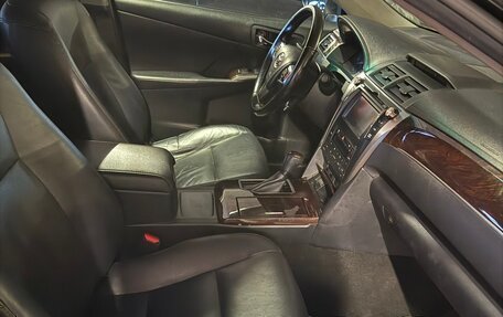 Toyota Camry, 2017 год, 2 300 000 рублей, 7 фотография