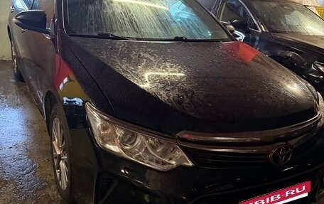 Toyota Camry, 2017 год, 2 300 000 рублей, 2 фотография