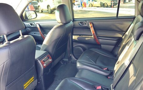 Toyota Highlander III, 2010 год, 2 200 000 рублей, 15 фотография