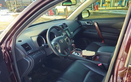 Toyota Highlander III, 2010 год, 2 200 000 рублей, 12 фотография