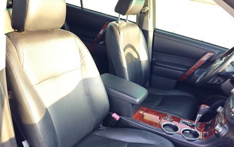 Toyota Highlander III, 2010 год, 2 200 000 рублей, 22 фотография