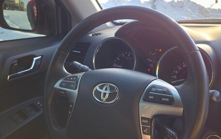 Toyota Highlander III, 2010 год, 2 200 000 рублей, 24 фотография