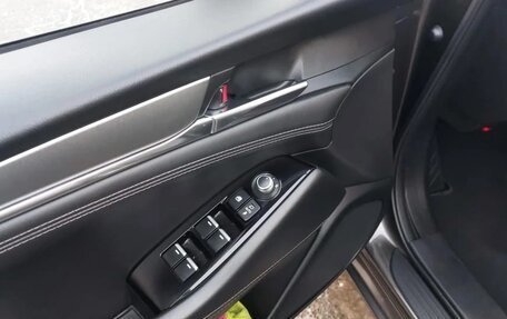 Mazda 6, 2019 год, 2 190 000 рублей, 16 фотография