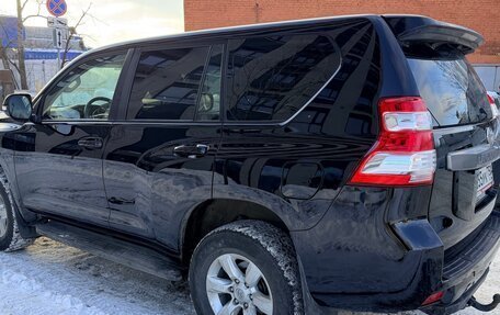 Toyota Land Cruiser Prado 150 рестайлинг 2, 2016 год, 3 450 000 рублей, 3 фотография