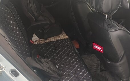 Toyota Corolla, 2005 год, 710 000 рублей, 27 фотография