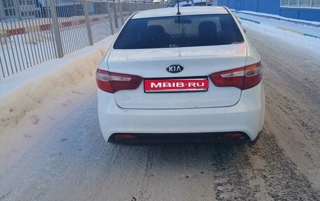 KIA Rio III рестайлинг, 2014 год, 573 000 рублей, 10 фотография