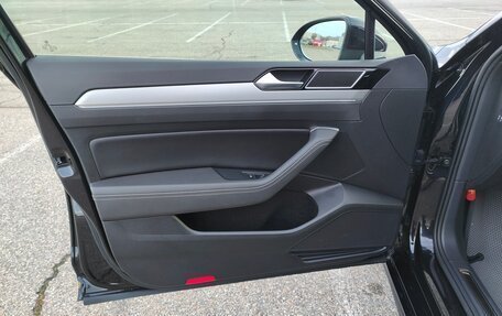 Volkswagen Passat B8 рестайлинг, 2016 год, 2 450 000 рублей, 28 фотография