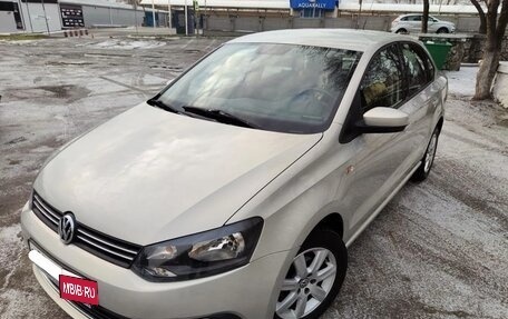 Volkswagen Polo VI (EU Market), 2011 год, 1 000 000 рублей, 1 фотография
