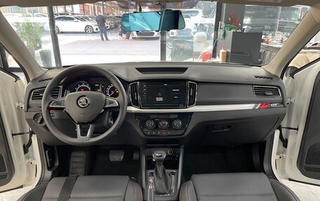 Skoda Kamiq I, 2022 год, 1 930 000 рублей, 6 фотография