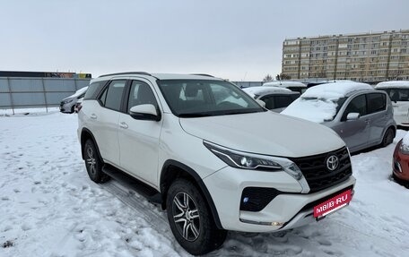 Toyota Fortuner II, 2021 год, 3 650 000 рублей, 4 фотография