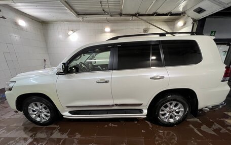 Toyota Land Cruiser 200, 2016 год, 5 500 000 рублей, 15 фотография
