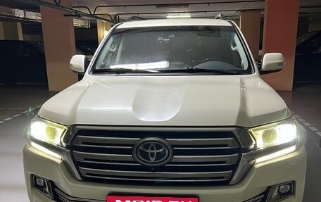 Toyota Land Cruiser 200, 2016 год, 5 500 000 рублей, 4 фотография
