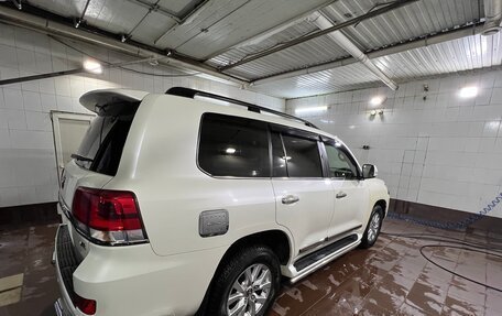 Toyota Land Cruiser 200, 2016 год, 5 500 000 рублей, 19 фотография