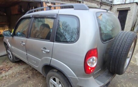 Chevrolet Niva I рестайлинг, 2013 год, 600 000 рублей, 3 фотография