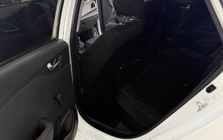 Hyundai Solaris II рестайлинг, 2017 год, 1 450 000 рублей, 12 фотография