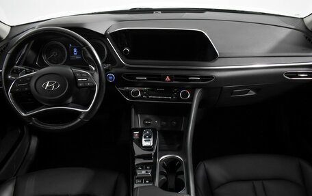 Hyundai Sonata VIII, 2020 год, 2 195 000 рублей, 16 фотография