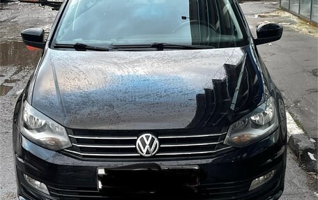 Volkswagen Polo VI (EU Market), 2017 год, 1 200 000 рублей, 1 фотография