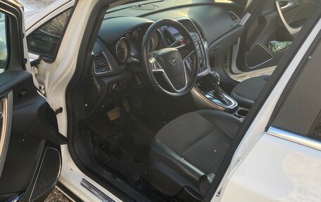 Opel Astra J, 2011 год, 655 000 рублей, 10 фотография