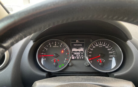 Nissan Qashqai, 2011 год, 950 000 рублей, 3 фотография