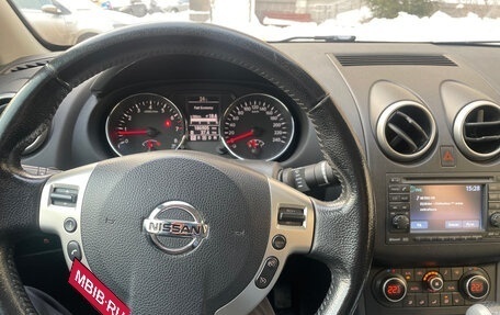 Nissan Qashqai, 2011 год, 950 000 рублей, 2 фотография