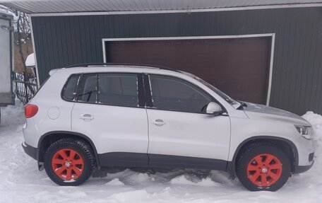Volkswagen Tiguan I, 2013 год, 1 050 000 рублей, 2 фотография