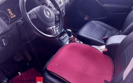 Volkswagen Tiguan I, 2013 год, 1 050 000 рублей, 6 фотография