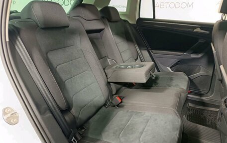 Volkswagen Tiguan II, 2018 год, 2 598 000 рублей, 9 фотография