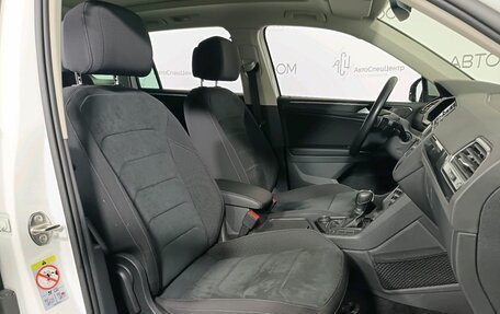 Volkswagen Tiguan II, 2018 год, 2 598 000 рублей, 7 фотография