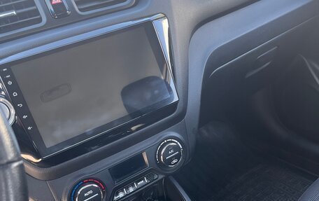 KIA Rio III рестайлинг, 2012 год, 885 000 рублей, 4 фотография