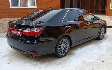 Toyota Camry, 2017 год, 2 400 000 рублей, 1 фотография