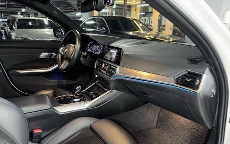 BMW 3 серия, 2020 год, 3 700 000 рублей, 12 фотография