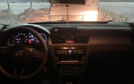 Skoda Rapid I, 2017 год, 480 000 рублей, 12 фотография