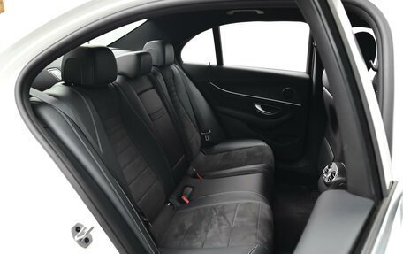 Mercedes-Benz E-Класс, 2020 год, 3 999 000 рублей, 7 фотография